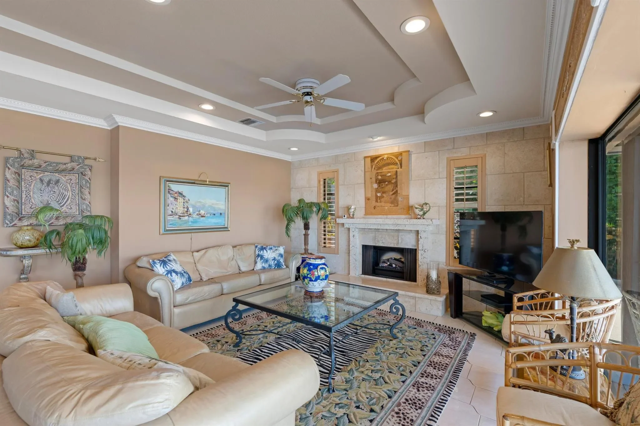 1010 Pine Point Road, Riviera Beach, Florida, United States. - Photo 32