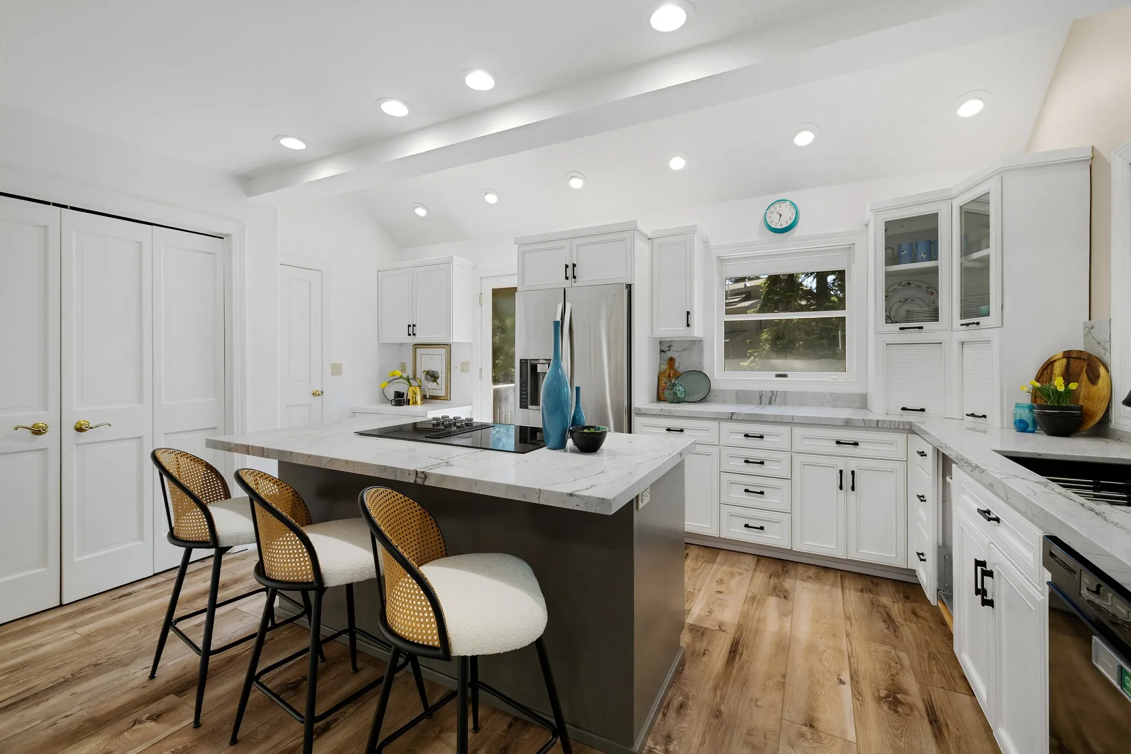 842 Beverly Dr, Carnelian Bay, CA 96140, Carnelian Bay, California, United States. - Photo 5