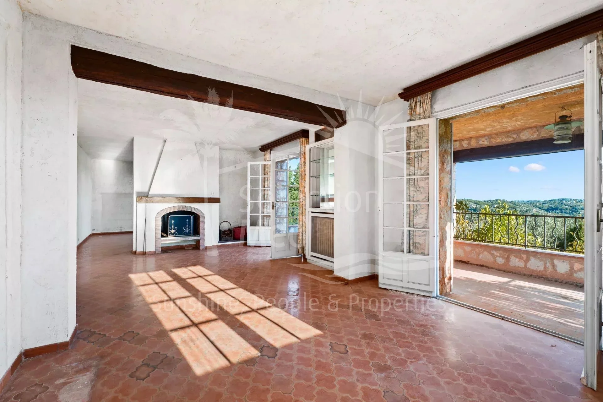 Gallery photo 1