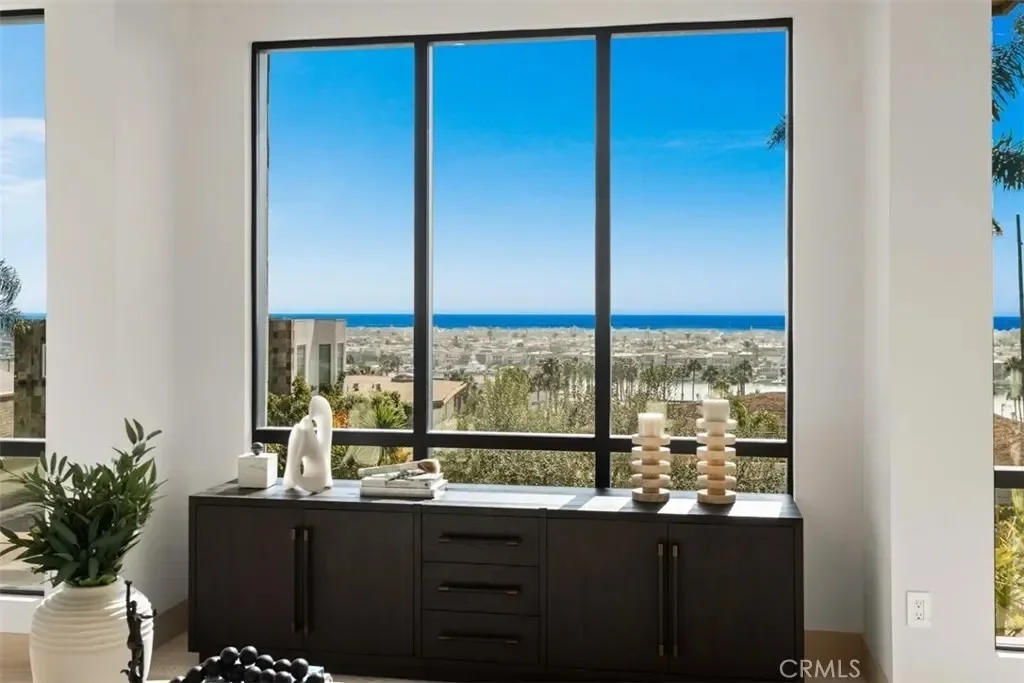 1210 Kings Rd, Newport Beach, California, United States. - Photo 17