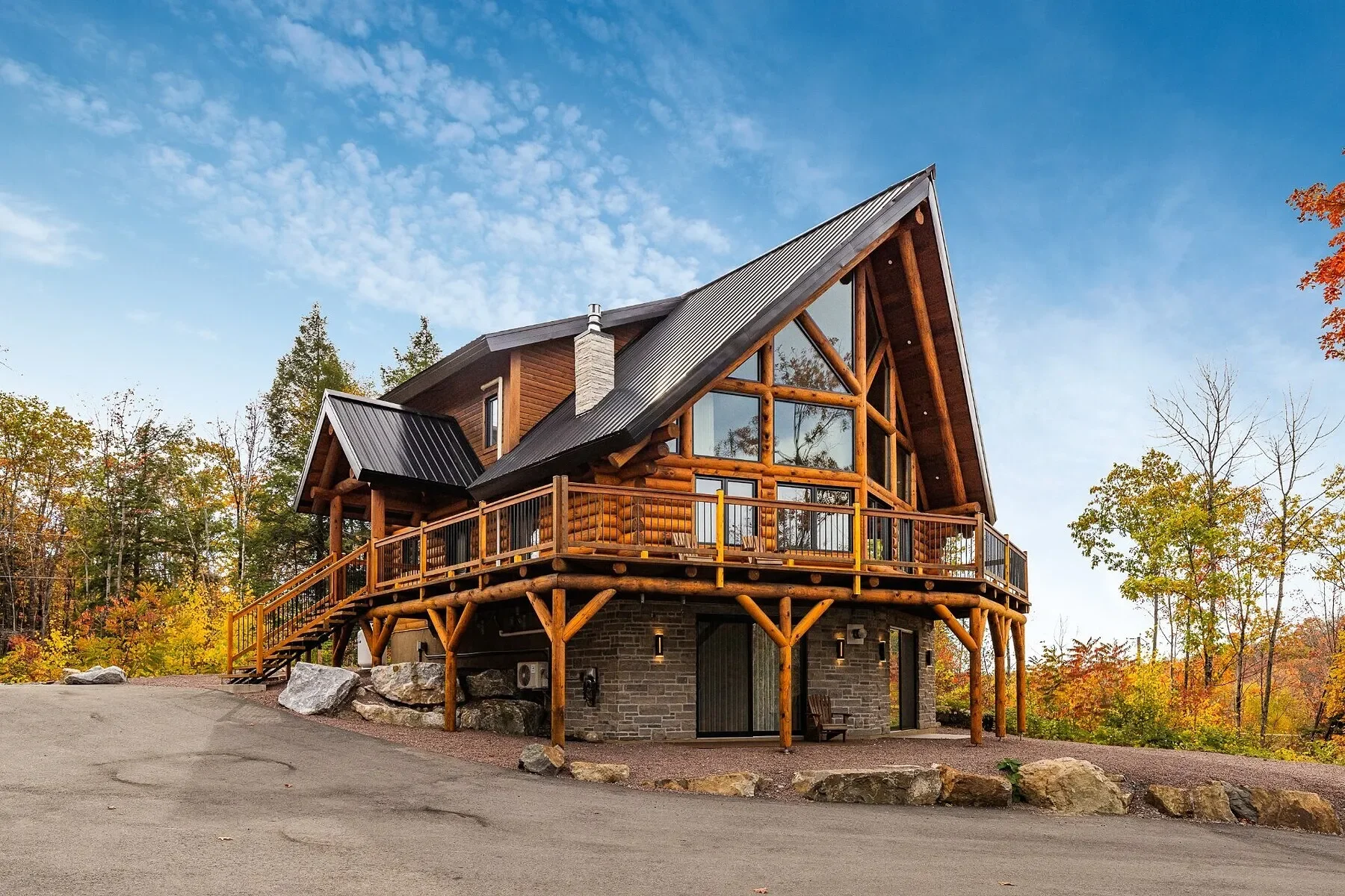 Exterior photo 2