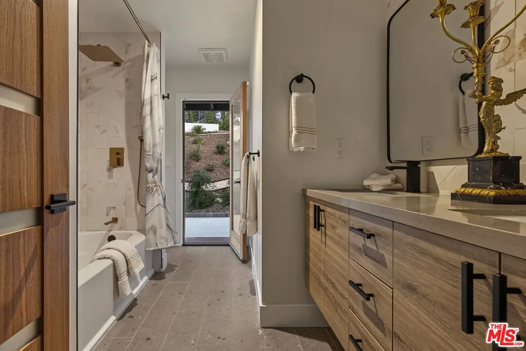 4430 Natoma Ave, Los Angeles, California, United States. - Photo 21