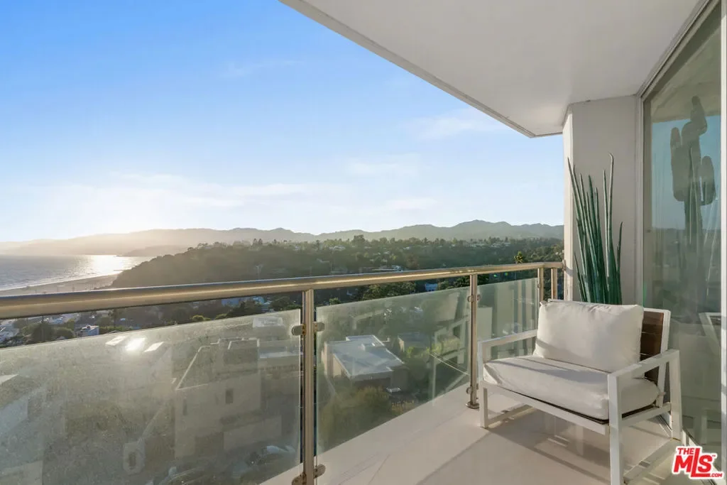 201 Ocean Avenue 409P, Santa Monica, California, United States. - Photo 29