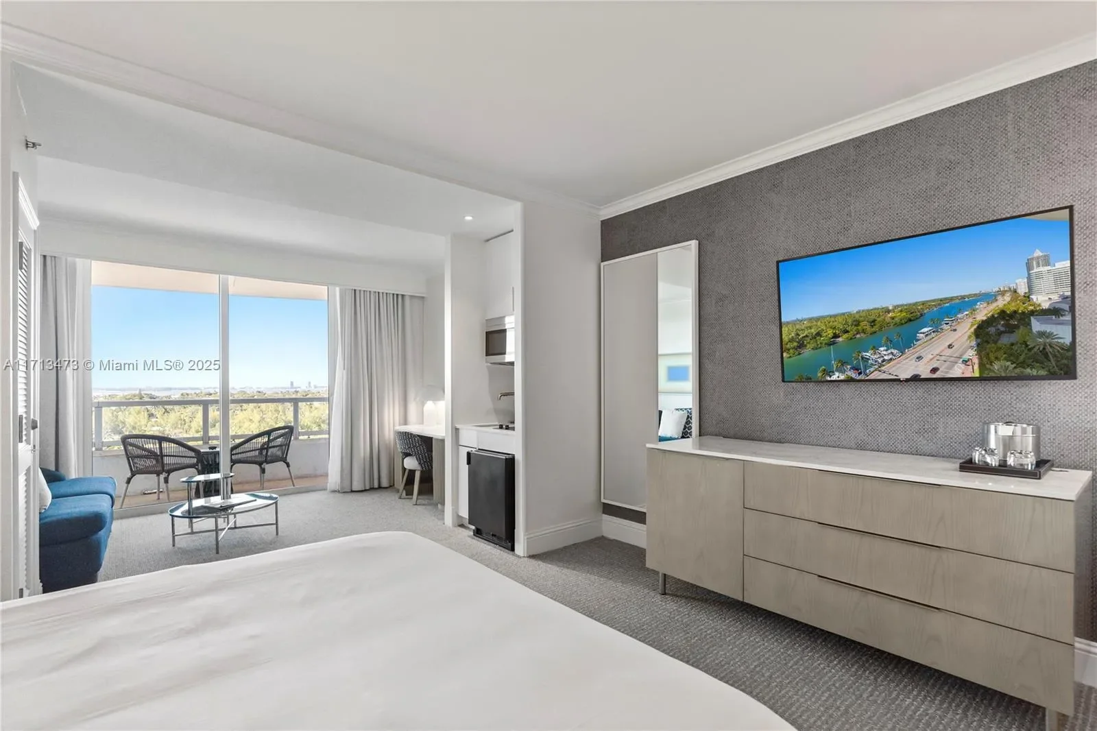 4401 Collins Ave 1015/1017, Miami Beach, Florida, United States. - Photo 25