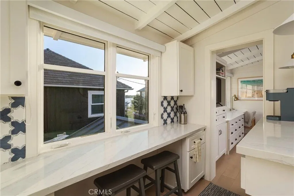 104 Onyx Avenue, Newport Beach, California, United States. - Photo 14