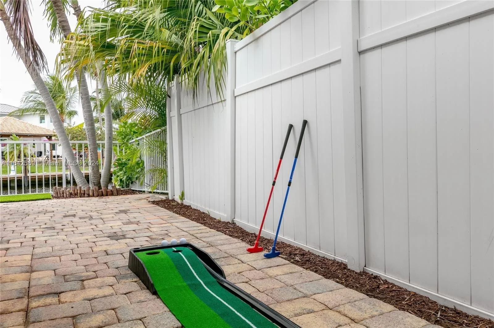 941 SE 4th Ave, Pompano Beach, Florida, United States. - Photo 2
