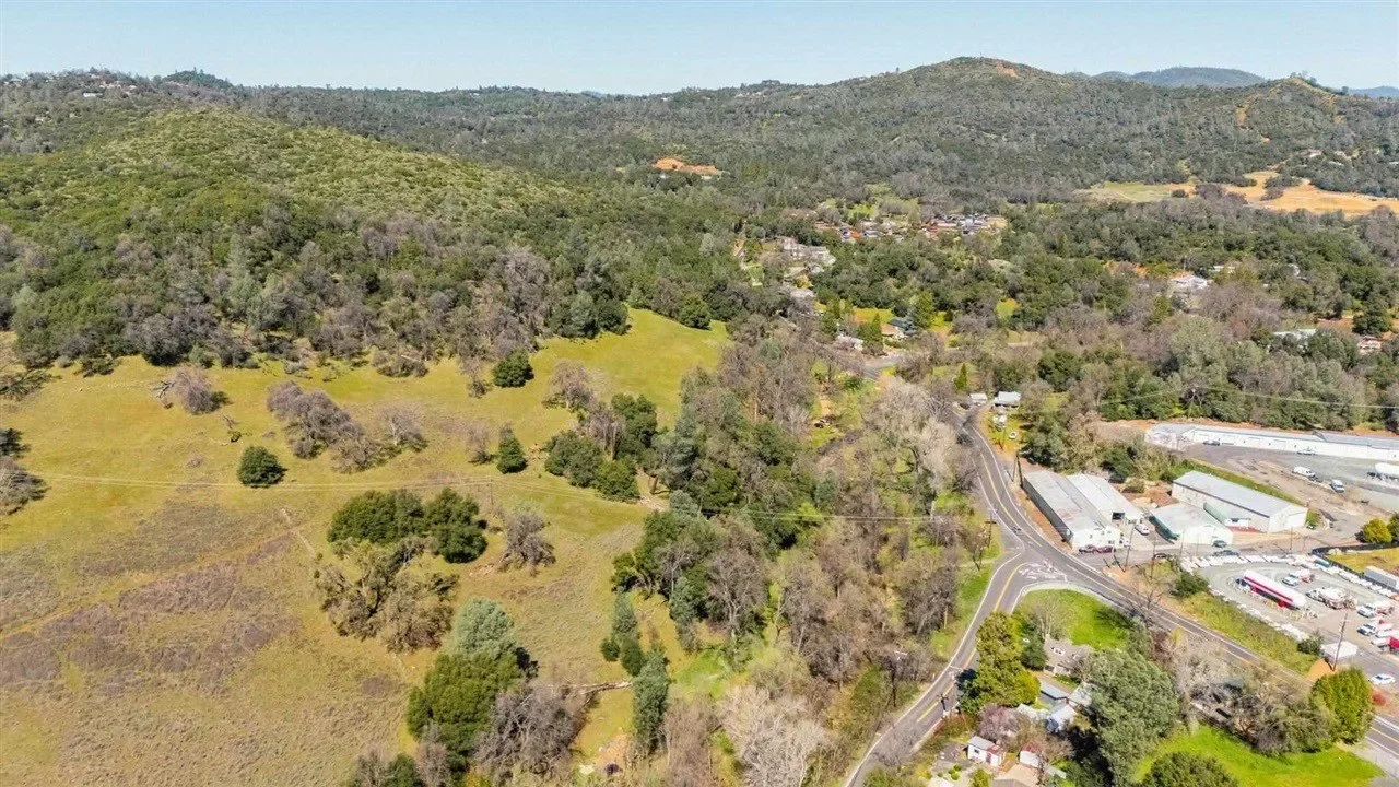 18525 Rawhide Rd, Jamestown, CA 95327, Jamestown, California, United States. - Photo 15