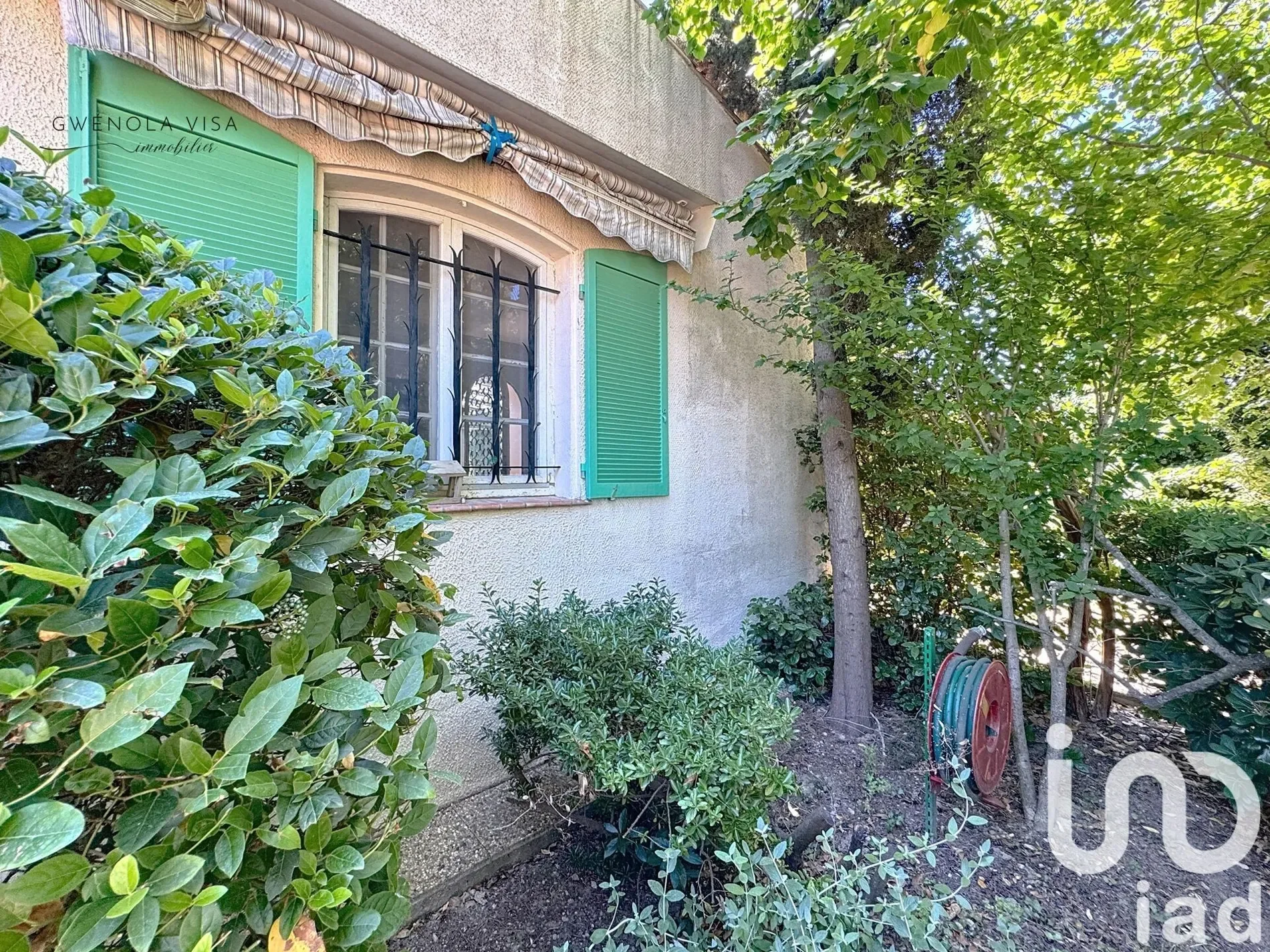 Exterior photo 12