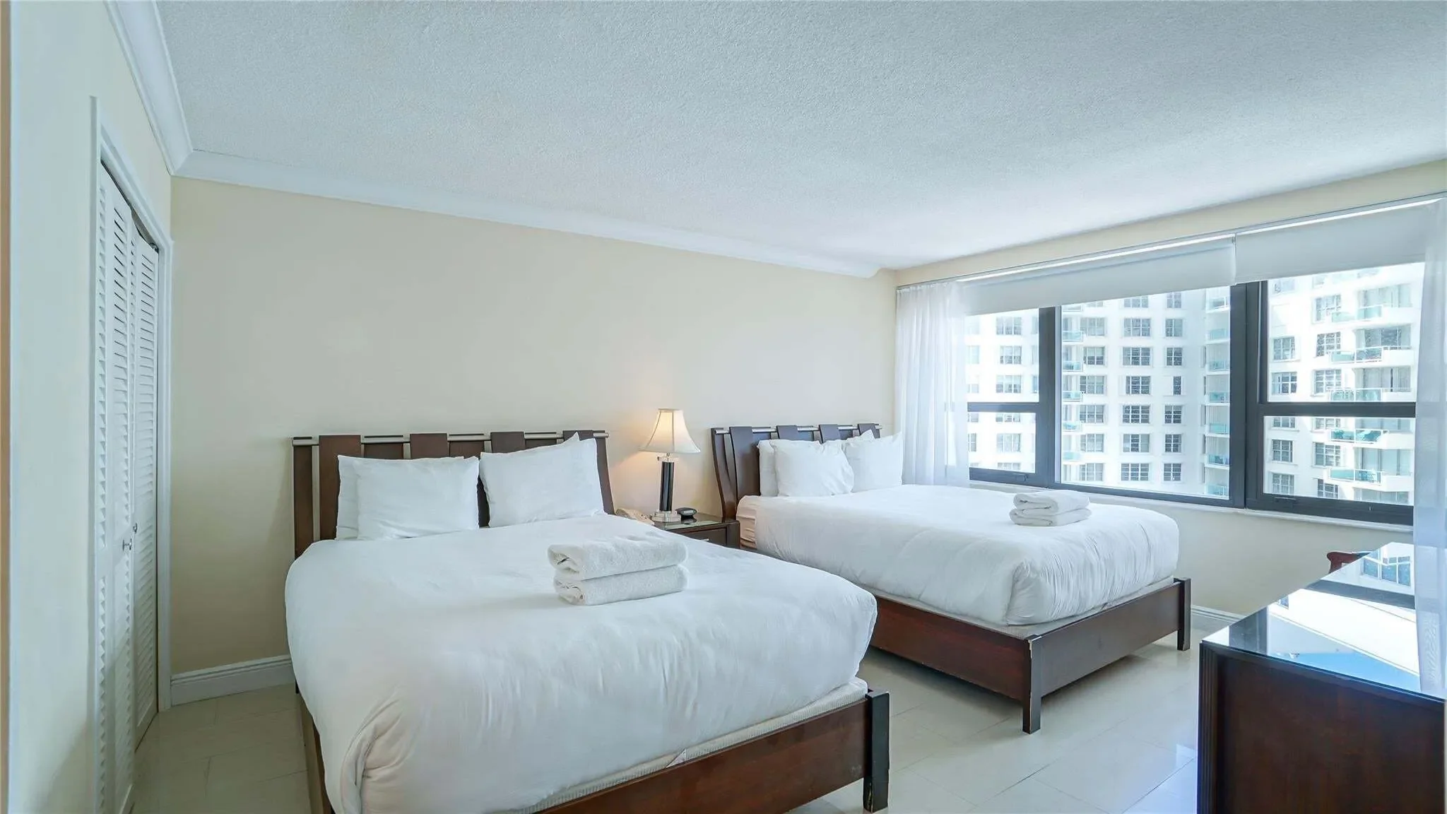5225 Collins Ave #1417, Miami Beach, FL 33140, Miami Beach, Florida, United States. - Photo 11