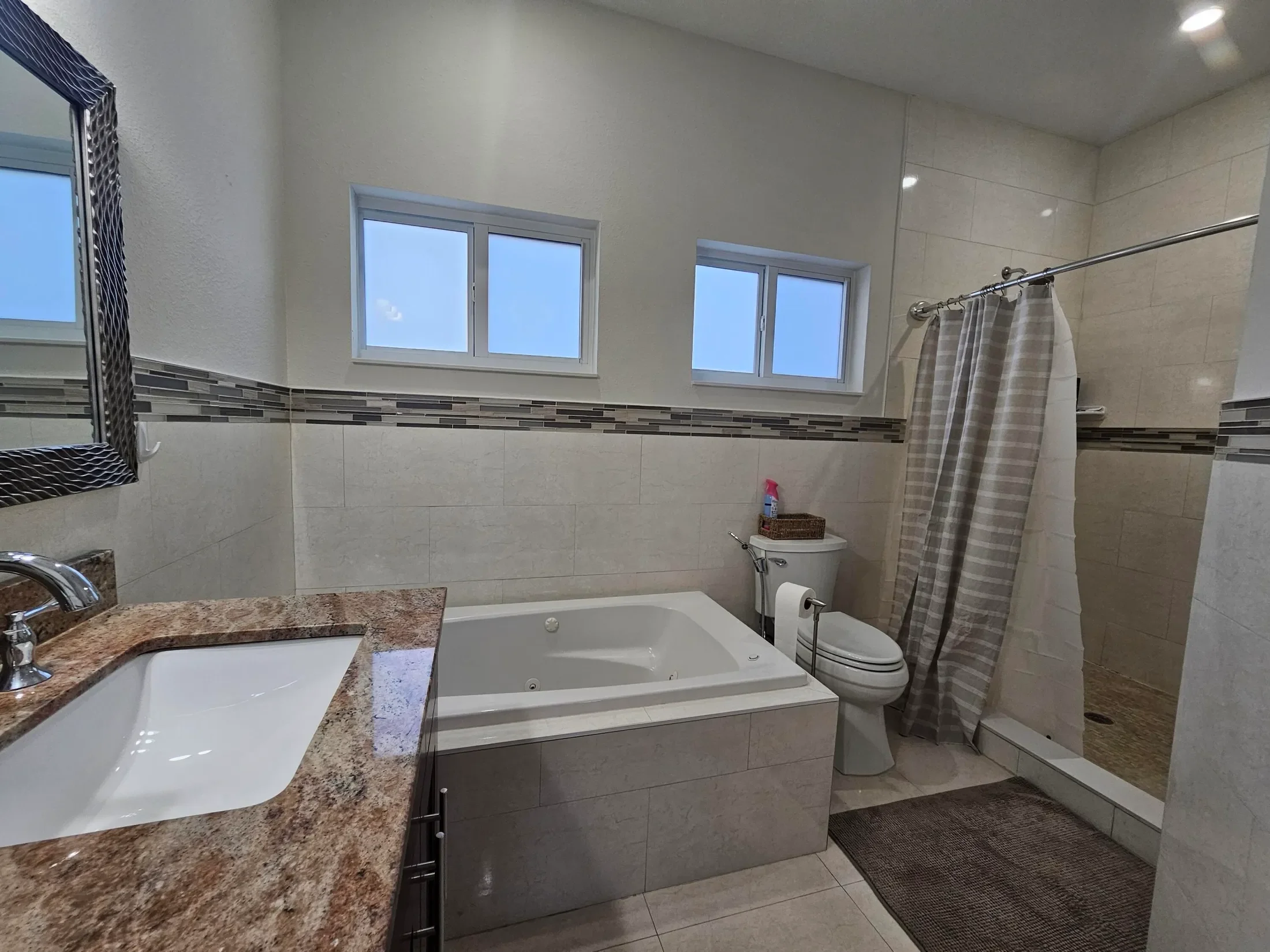 30 Coconut Drive, Key Largo, Florida, United States. - Photo 3
