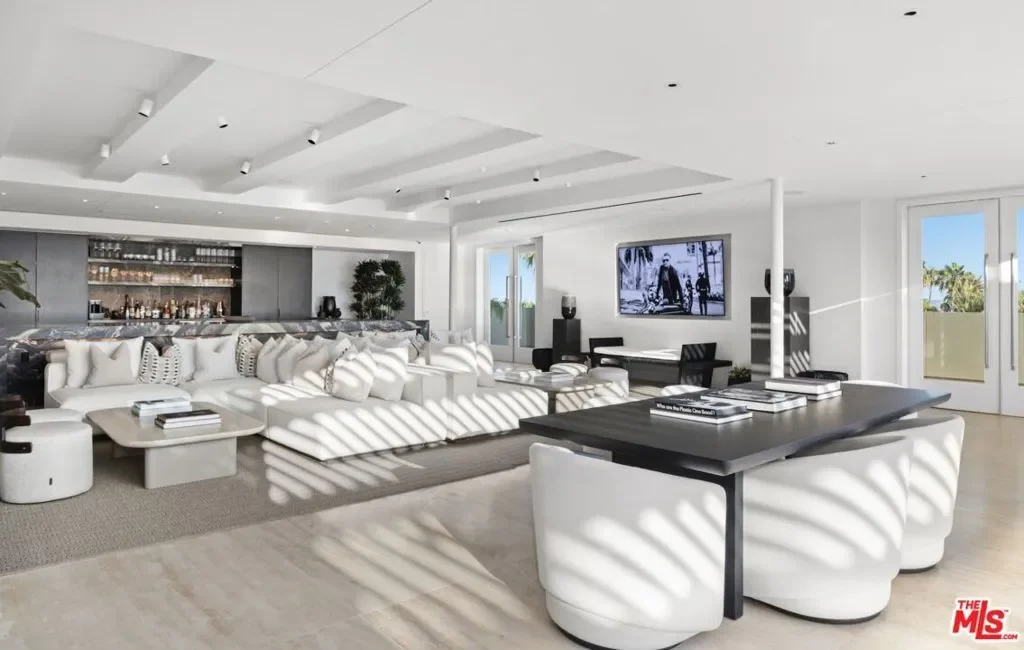 9200 Wilshire Blvd 305E, Beverly Hills, California, United States. - Photo 1