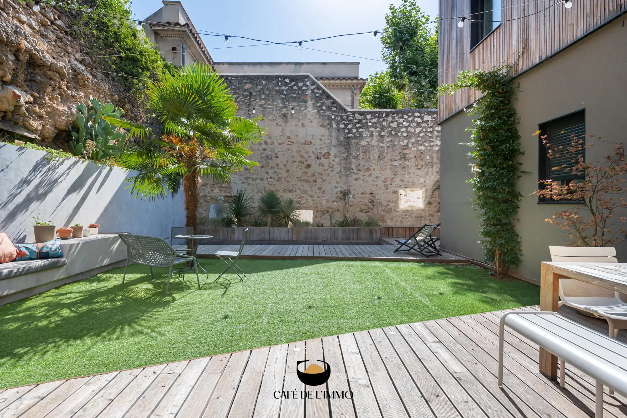 Exterior photo 10