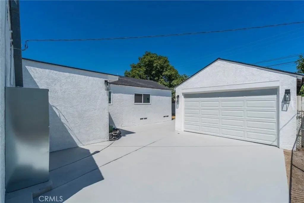 4224 Falcon, Signal Hill, California, United States. - Photo 3