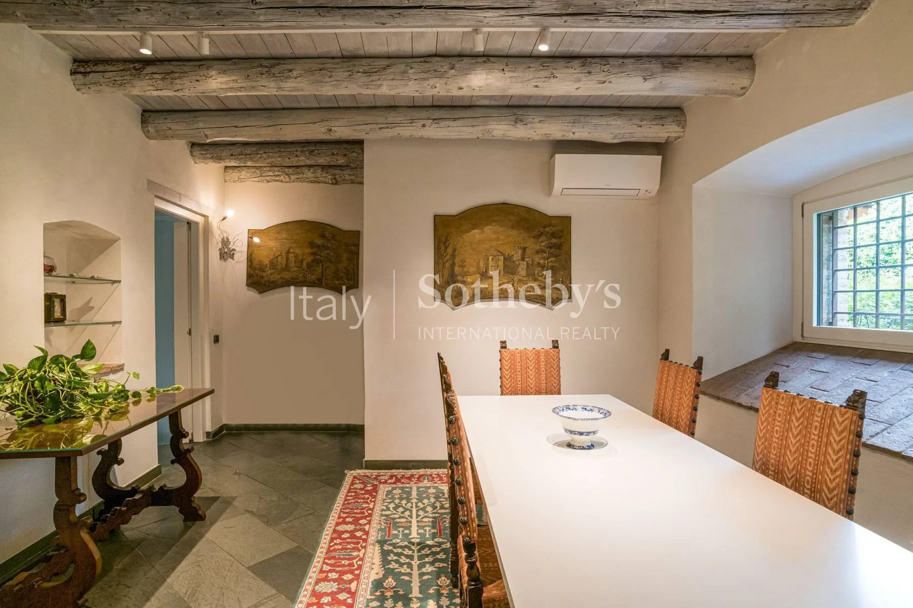 Gallery photo 9
