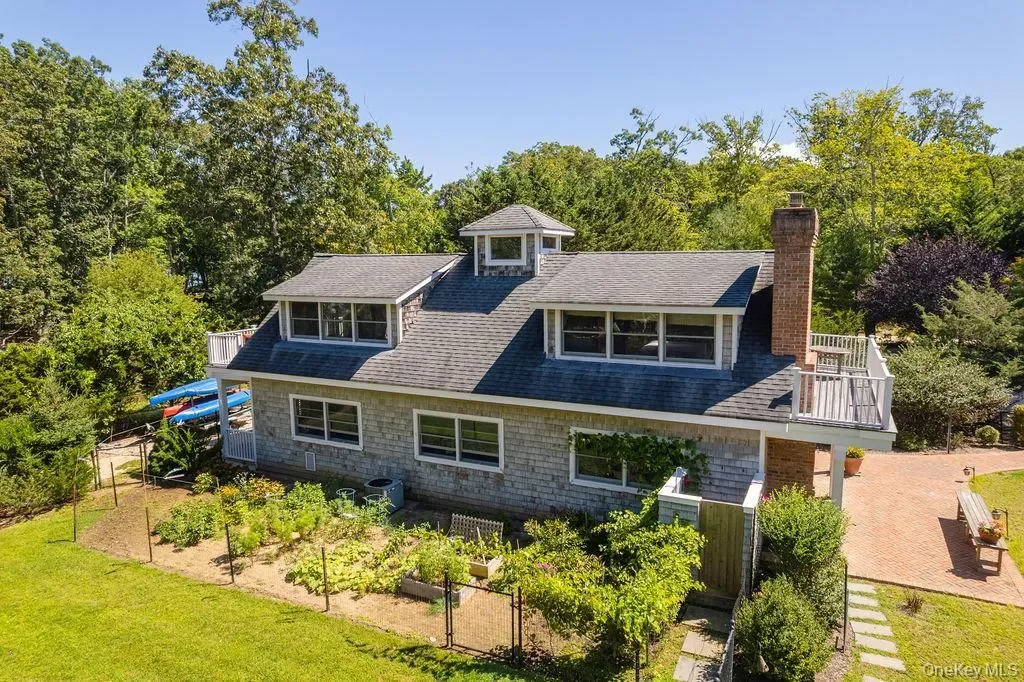10947 N Bayview Road, Southold, New York, United States. - Photo 5