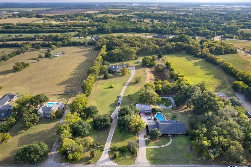 636 E Tripp Road, Sunnyvale, TX 75182, Sunnyvale, Texas, United States. - Photo 37