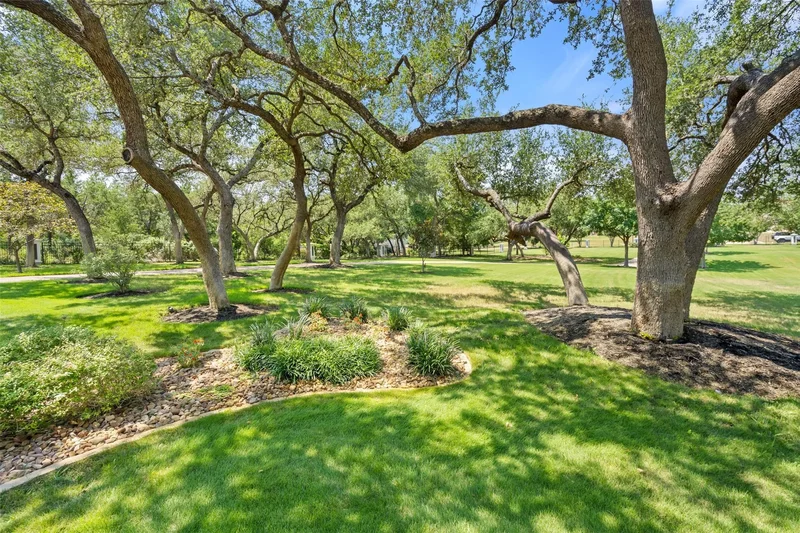 6009 Laguna Cliff LN, Austin, Texas, United States. - Photo 29
