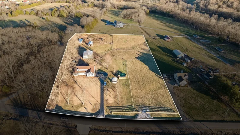 5205 SE Tater Peeler Rd, Lebanon, Tennessee, United States. - Photo 26