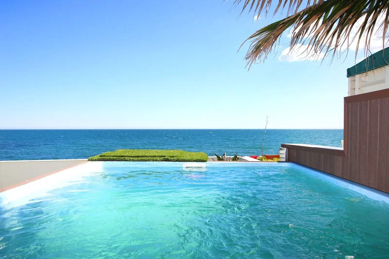 Exclusive frontline beach duplex with private pool and smart home concept