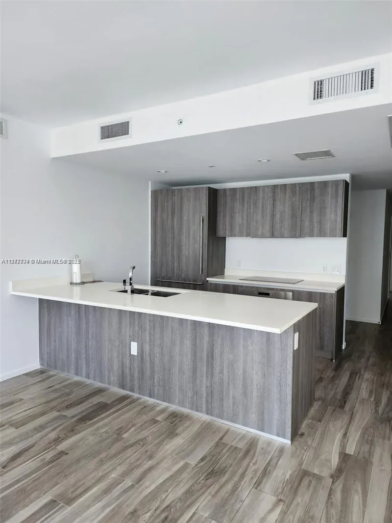 801 S Miami Ave 1804, Miami, Florida, United States. - Photo 7