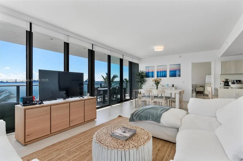 3131 NE 7th Ave 306, Miami, Florida, United States. - Photo 30
