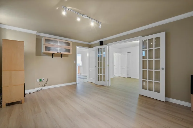 8419 Mcgregor Avenue, Burnaby, BC, V5J5L7, CANADA, Burnaby, British Columbia, Canada. - Photo 36