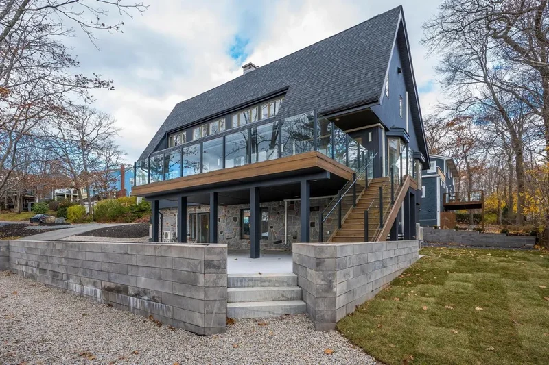 1025 Belmont on the Arm, Halifax, Nova Scotia, Canada. - Photo 32
