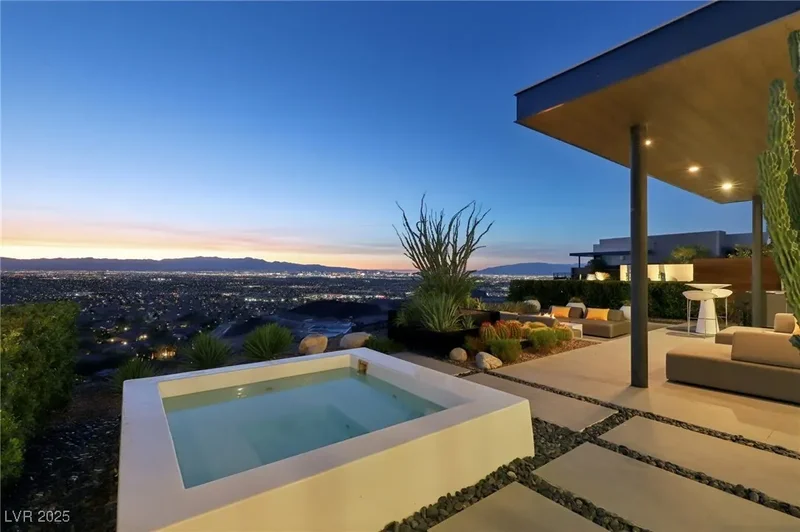 375 Tranquil Peak Court, Henderson, Nevada, United States. - Photo 32