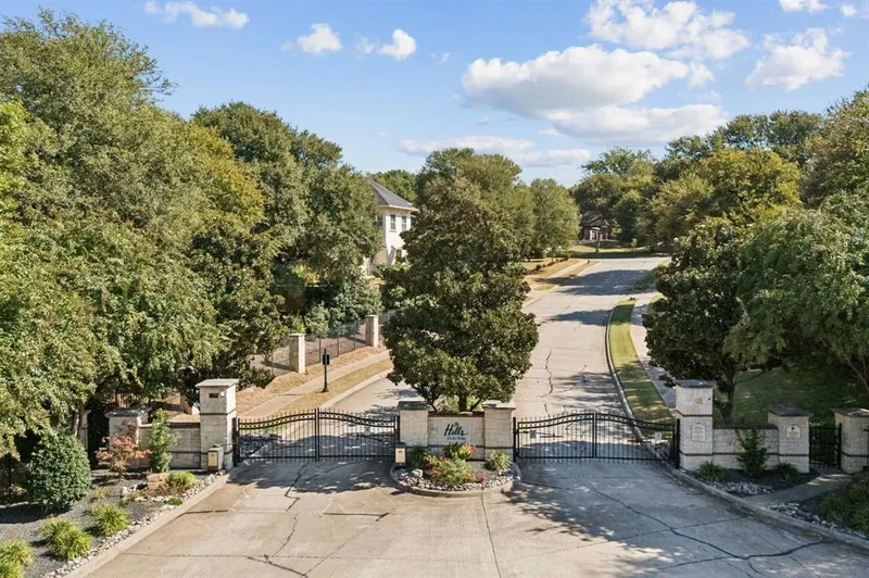 1356 Sunset Ridge Circle, Cedar Hill, Texas, United States. - Photo 37