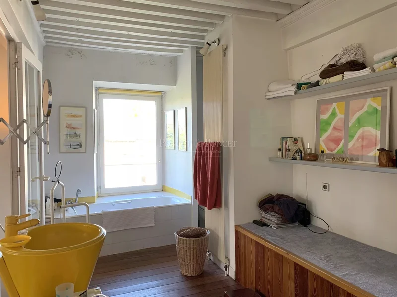 Uzès, Occitanie, France. - Photo 14