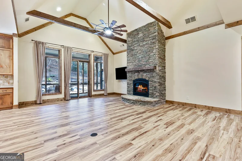 228 Sleepy Hollow Circle, Jasper, GA 30143, Cumming, Georgia, United States. - Photo 2