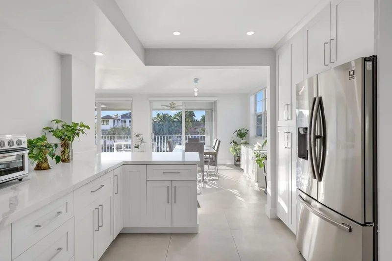 10180 W Bay Harbor Drive 2c, Bal Harbour, Florida, United States. - Photo 17