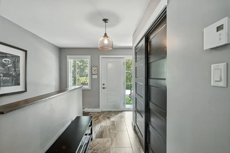 48 Rue Montagne, Lac-Brome, Quebec, Canada. - Photo 4