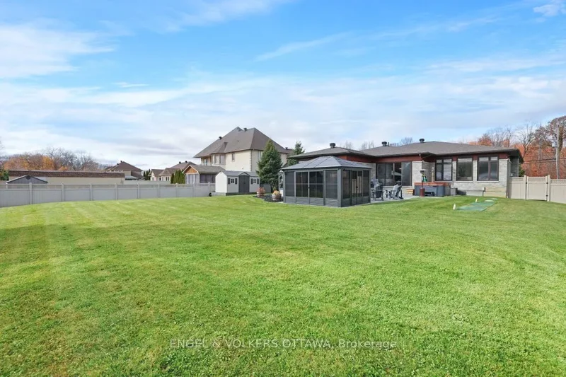 1296 Bankfield Road, Ottawa, Ontario, Canada. - Photo 48