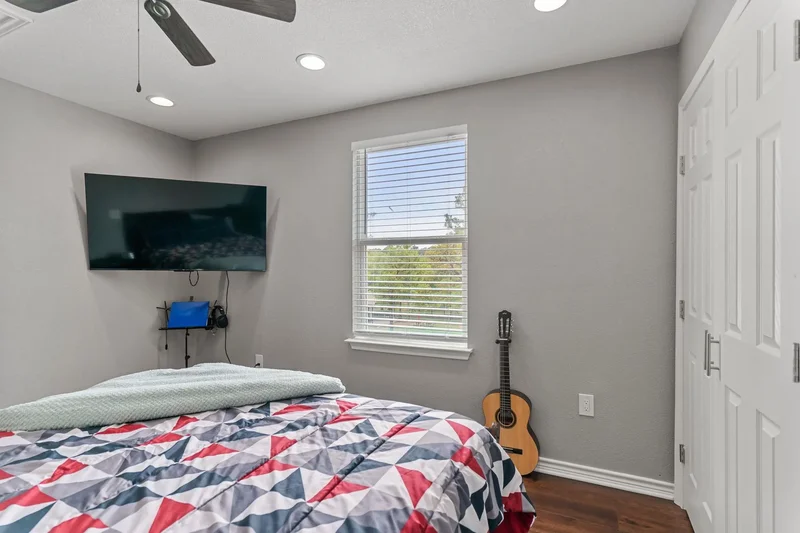 129 Valley SPUR, Smithville, Texas, United States. - Photo 30