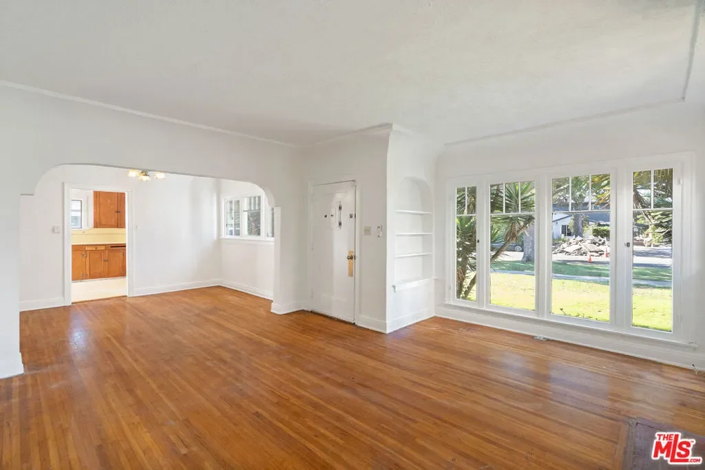Gallery photo 2