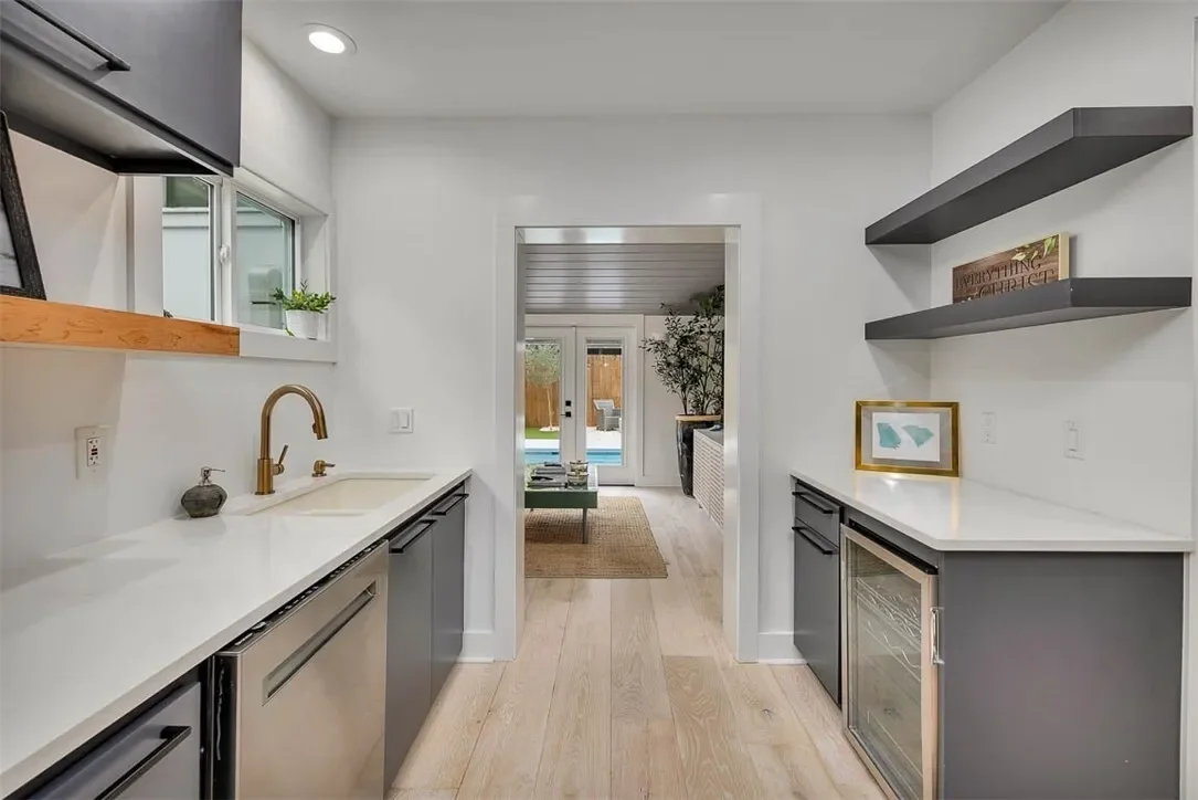 113 Peachtree Street, St Simons Island, GA 31522, St. Simons, Georgia, United States. - Photo 12
