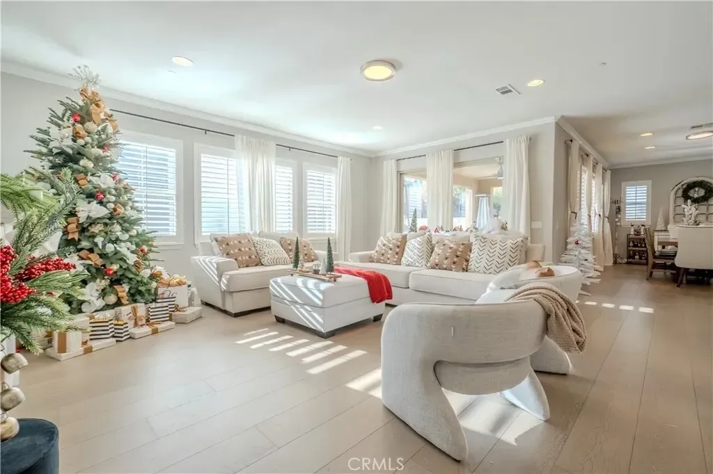 17058 Lagos, Chino Hills, California, United States. - Photo 5