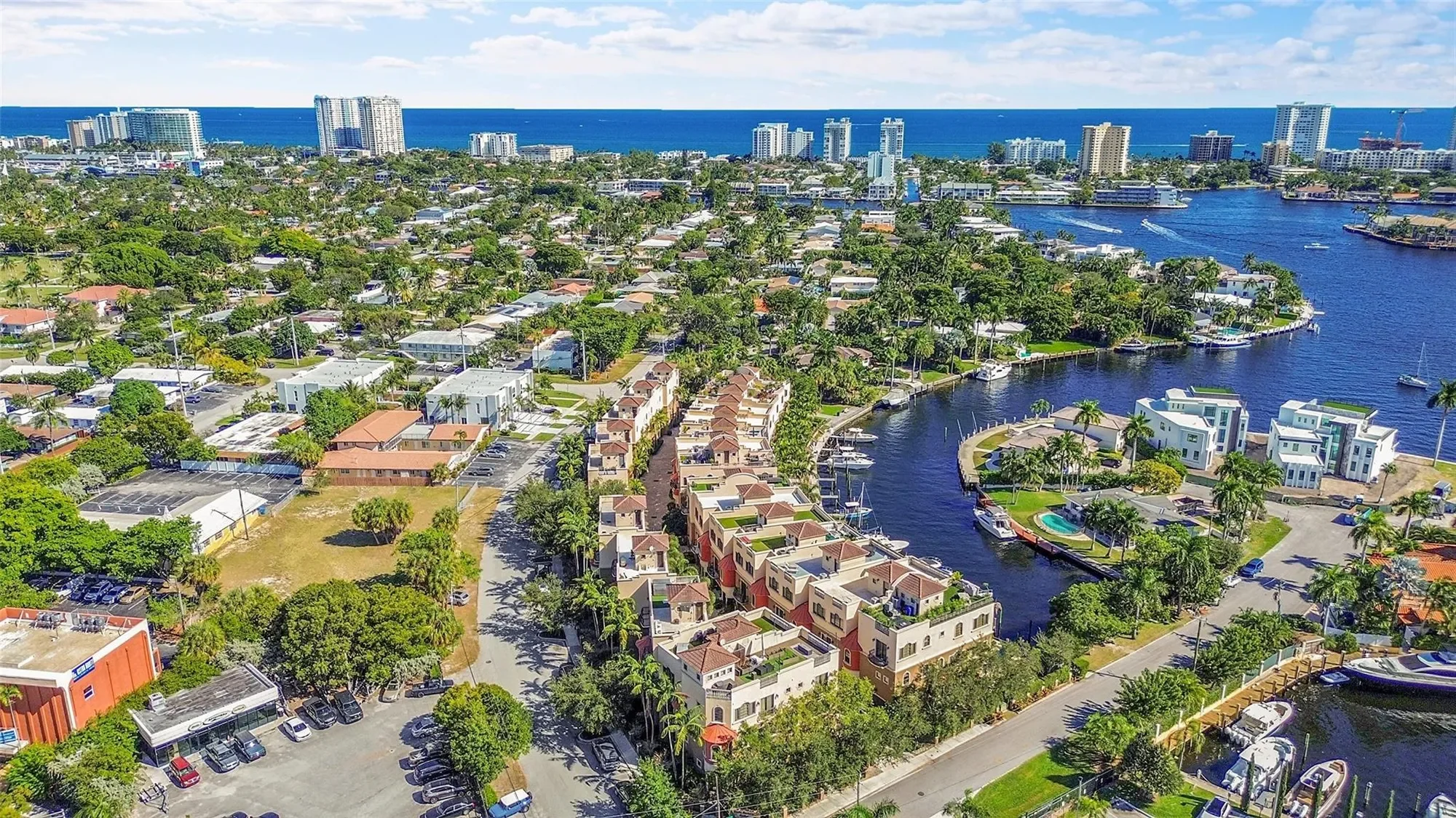 2254 SE 7th Street, Hillsboro Beach, Florida, United States. - Photo 46
