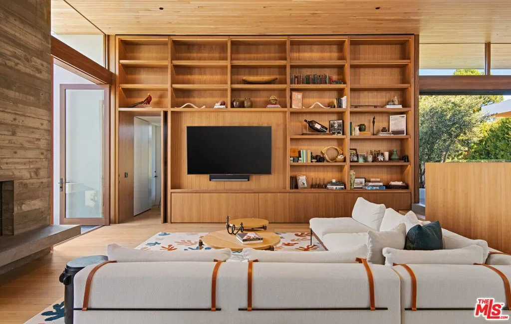 6708 Wildlife Road, Malibu, California, United States. - Photo 16