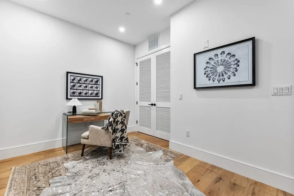 1114 Beacon St., Newton, Massachusetts, United States. - Photo 1