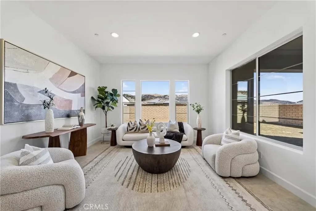 21219 Currant Ct, Los Angeles, California, United States. - Photo 8