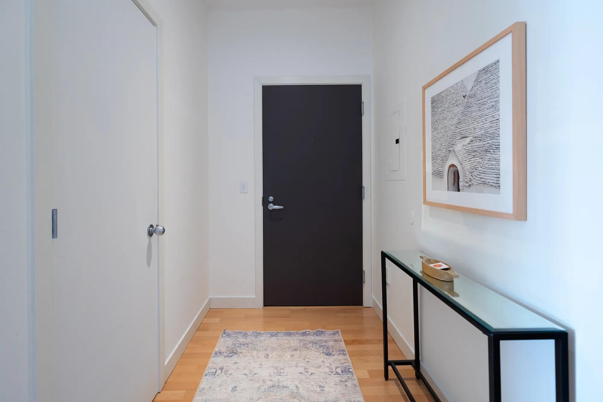 720 Queen Anne Ave N Unit #406 , Seattle, WA 98109, Seattle, Washington, United States. - Photo 5