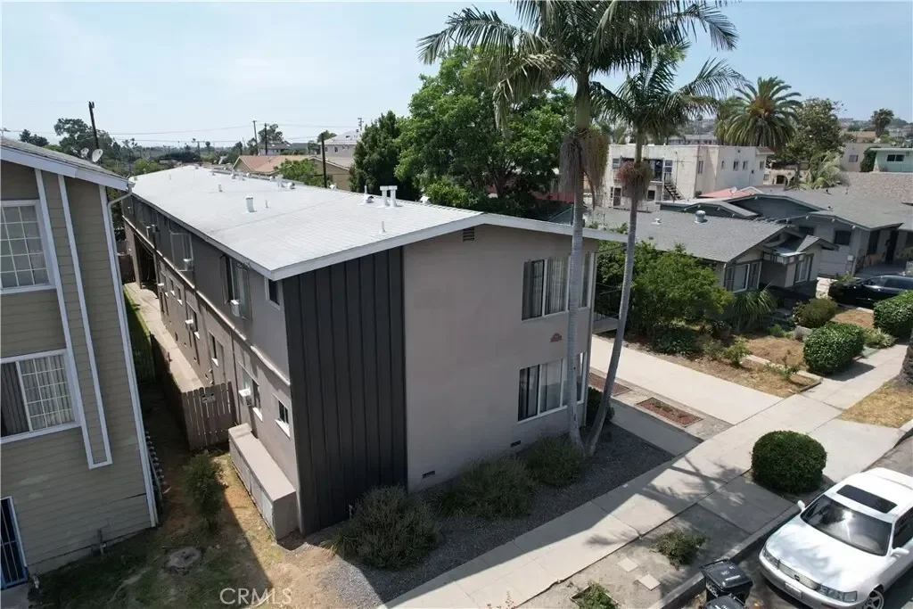 1445 Coronado Avenue, Signal Hill, California, United States. - Photo 1