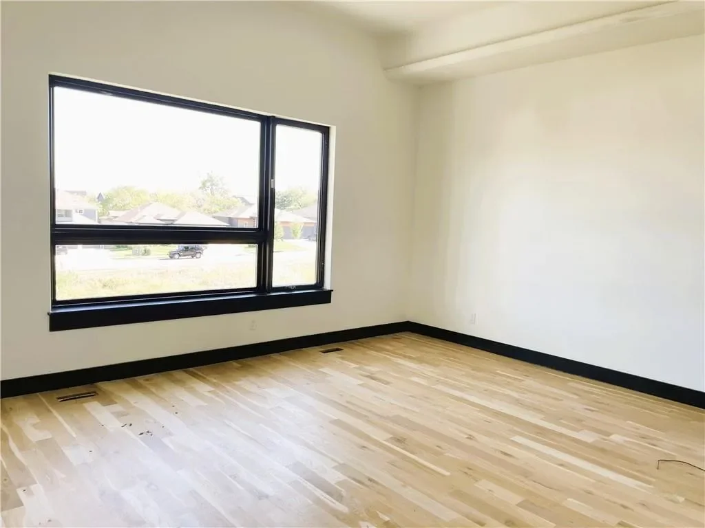 Gallery photo 2