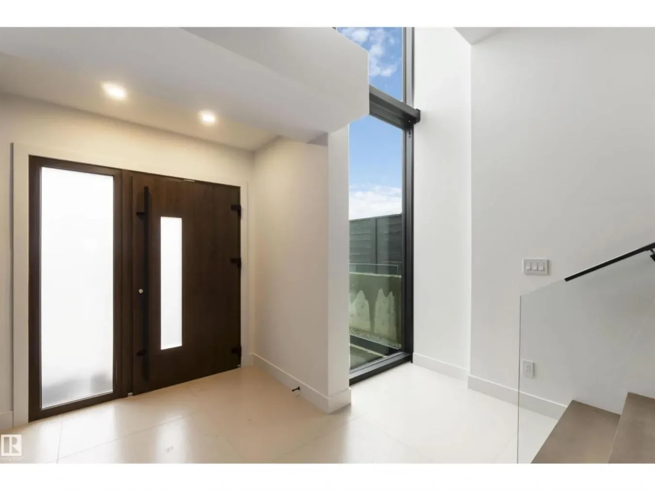 Gallery photo 7