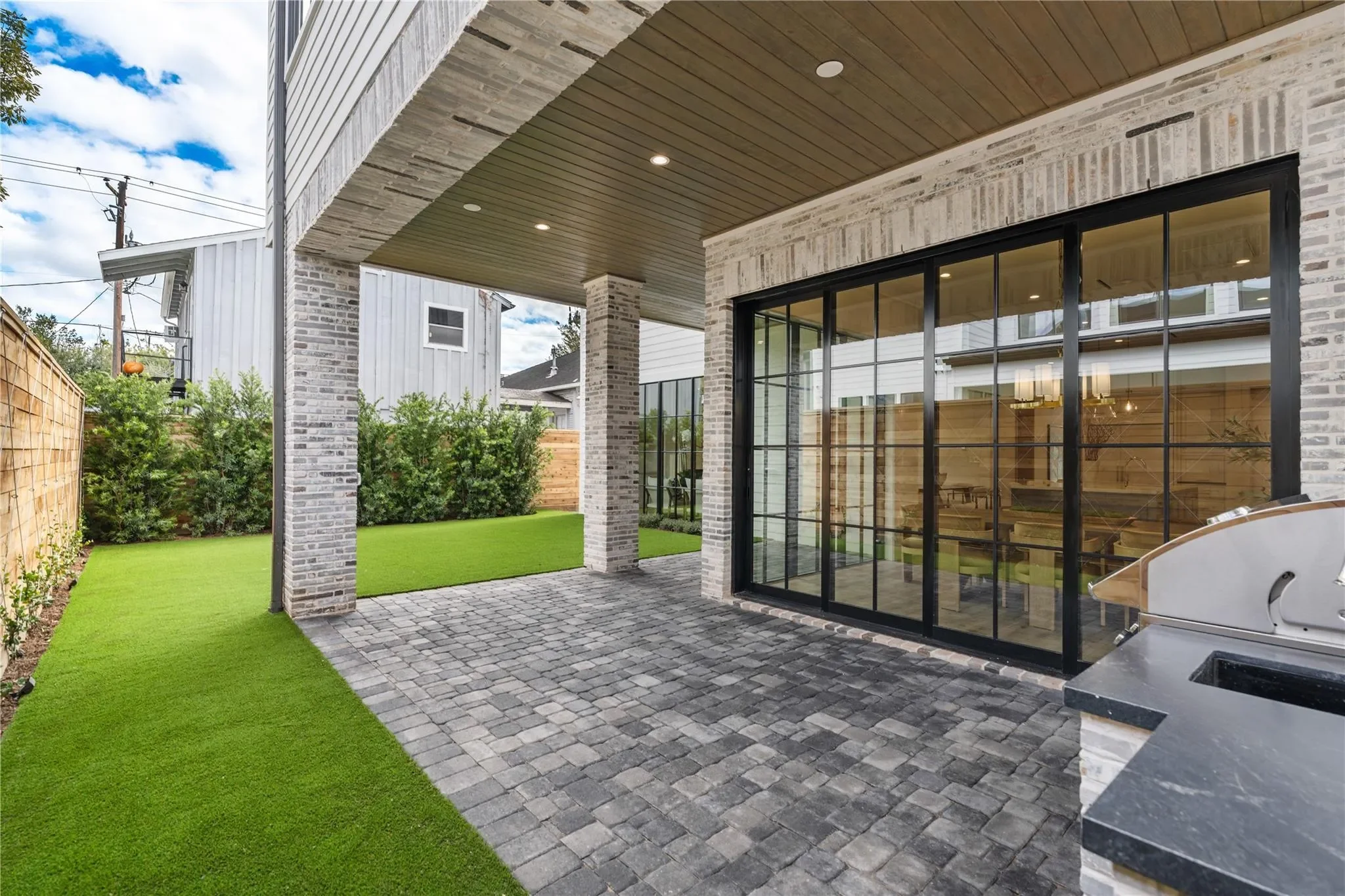 1204 Willard Street, Houston, Texas, United States. - Photo 37