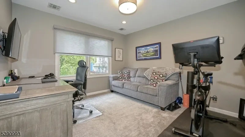 73 Tower Rd, Wayne Twp., NJ 07470, Wayne, New Jersey, United States. - Photo 28
