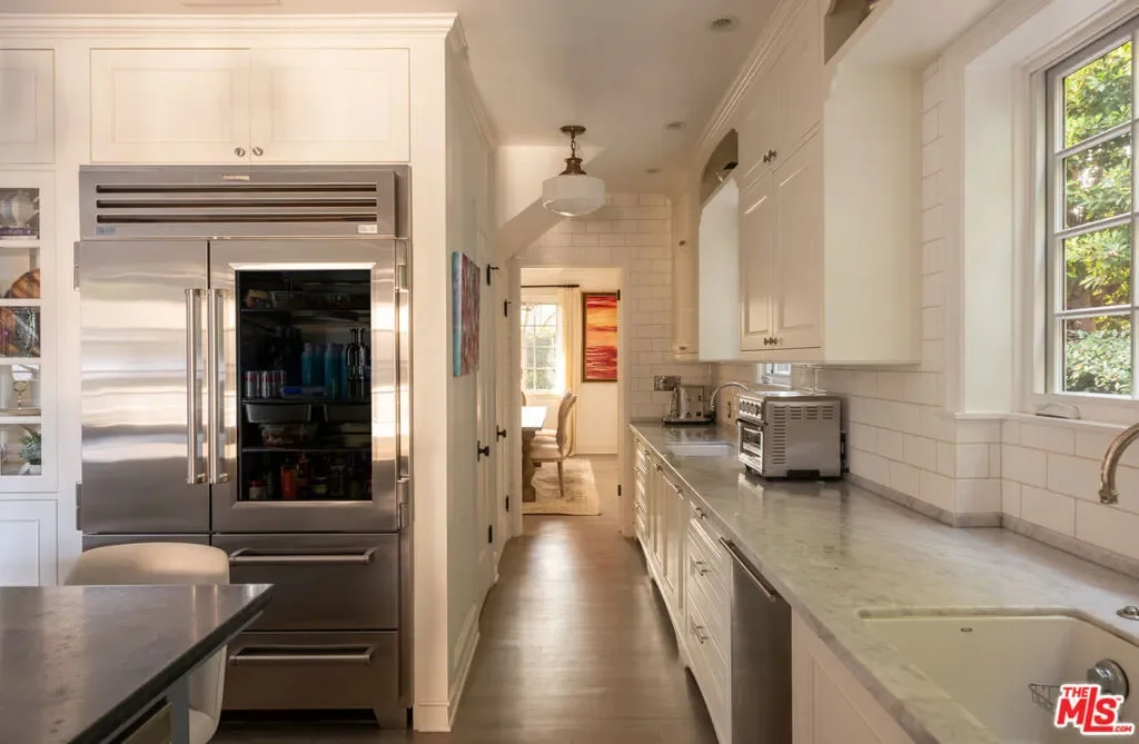 1614 N Fairfax Avenue, Los Angeles, California, United States. - Photo 1