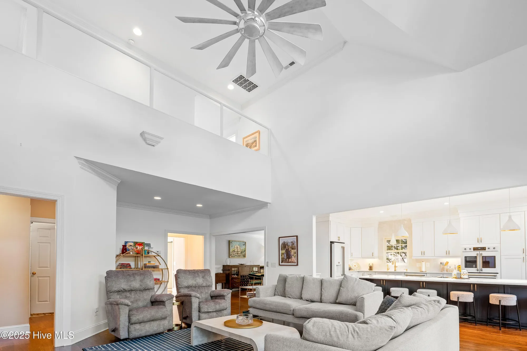 Gallery photo 10